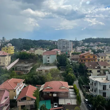 Avi 2 * ティラナ