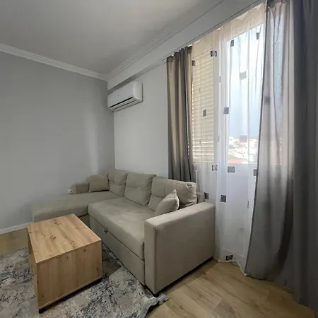 Avi 2 Apartmán